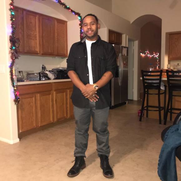 Meet your Posher, Harold - Picture 1 of 1